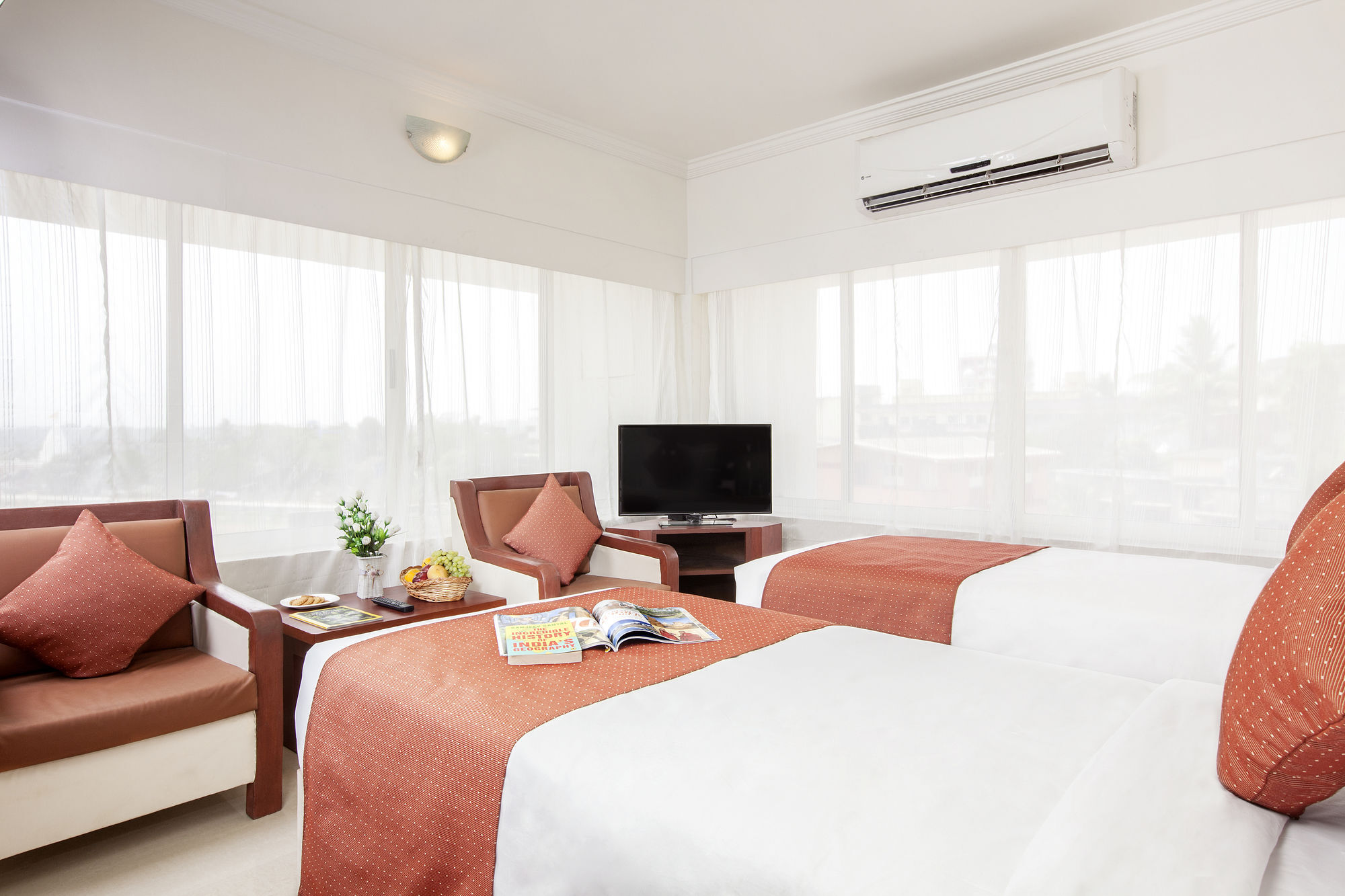 Daman Casa Tesoro A Sterling Holidays Resort ภายนอก รูปภาพ